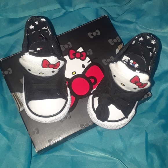 converse hello kitty infant
